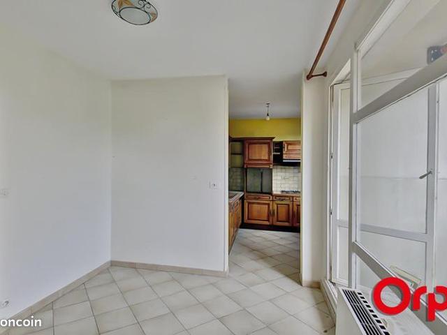 Appartement 4 pièces 77 m²