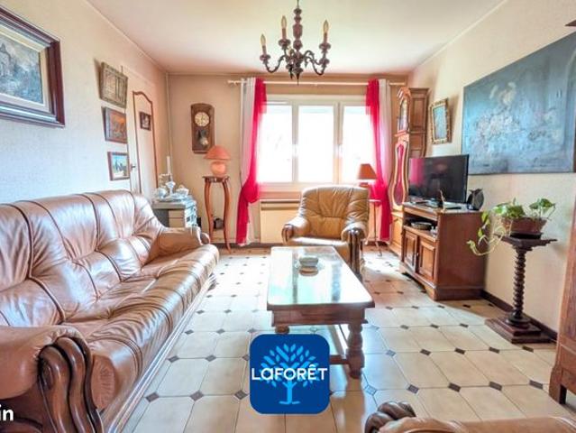 Appartement 4 pièces 77 m²