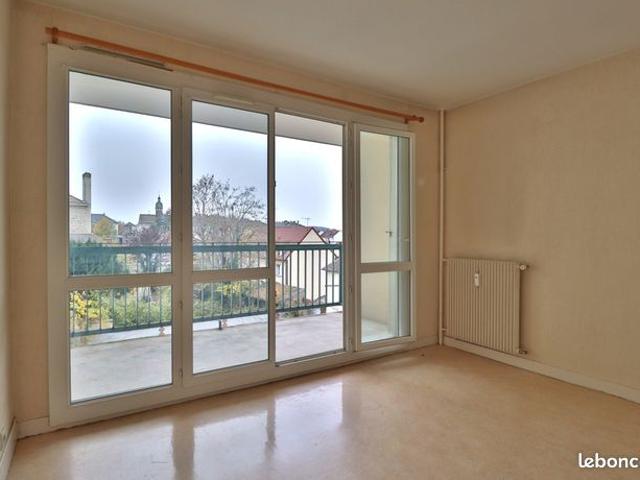 Appartement 4 pièces 77 m²