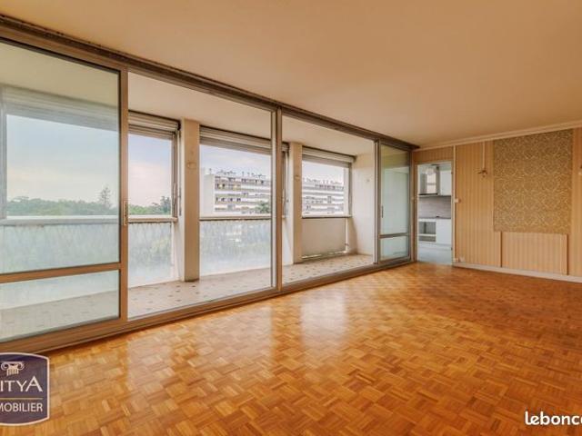 Appartement 4 pièces 77 m²