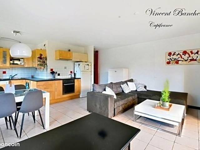 Appartement 4 pièces 77 m²