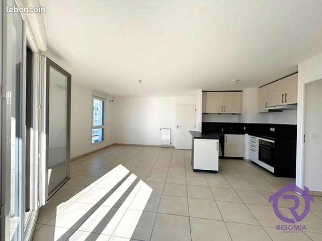 Appartement 4 pièces 77 m²