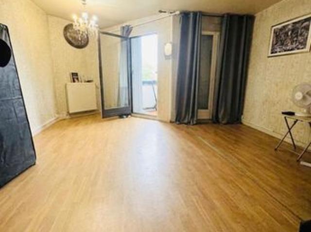 Appartement 4 pièces 77 m²
