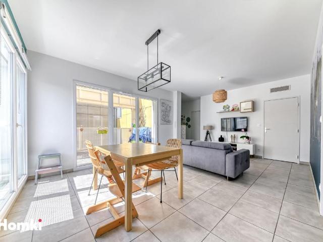 Appartement 4 pièces 77 m²