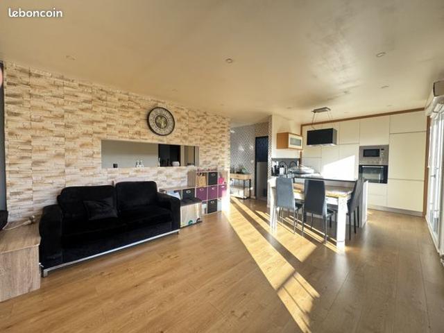 Appartement 4 pièces 77 m²