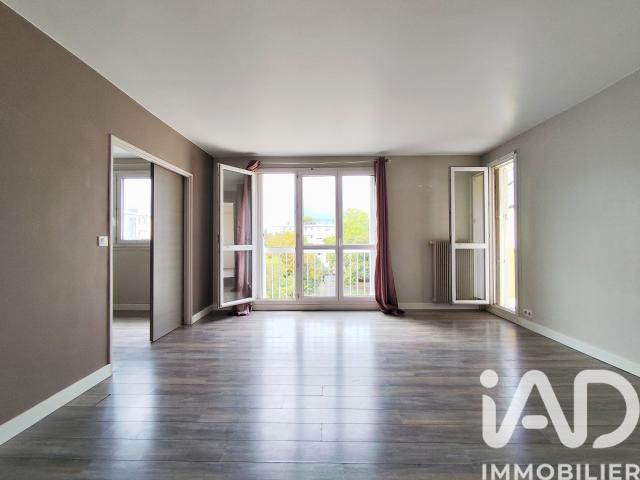 Appartement 4 pièces 77 m²