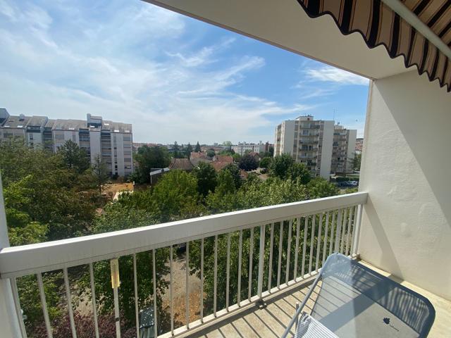 Appartement 4 pièces 77 m²