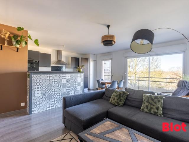 Appartement 4 pièces 77 m²