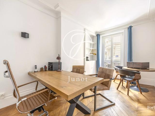 Appartement 4 pièces 77 m²