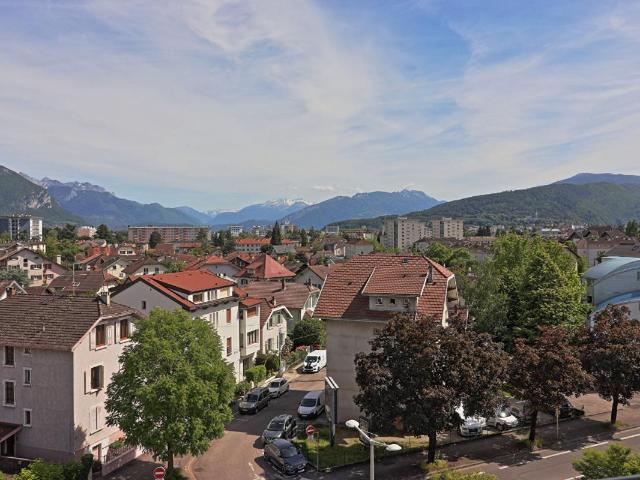 Appartement 4 pièces 77 m²