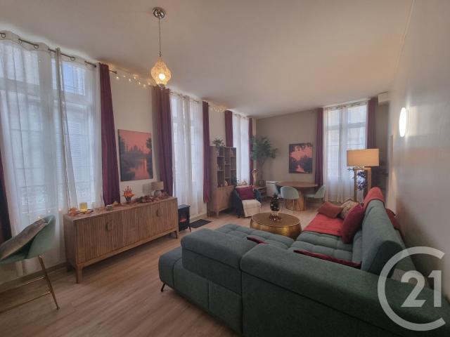 Appartement 4 pièces 77 m²