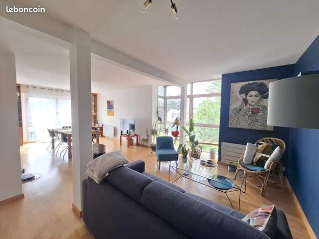 Appartement 4 pièces 77 m²
