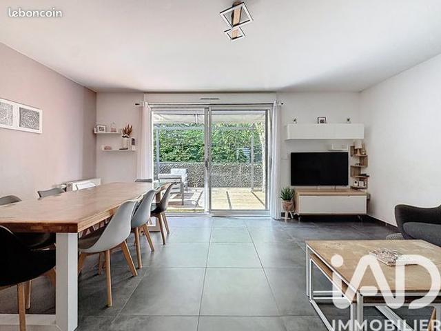 Appartement 4 pièces 77 m²