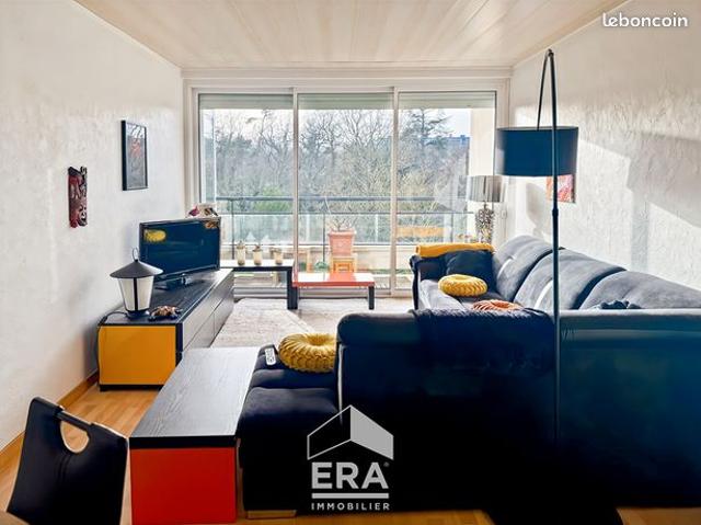 Appartement 4 pièces 77 m²