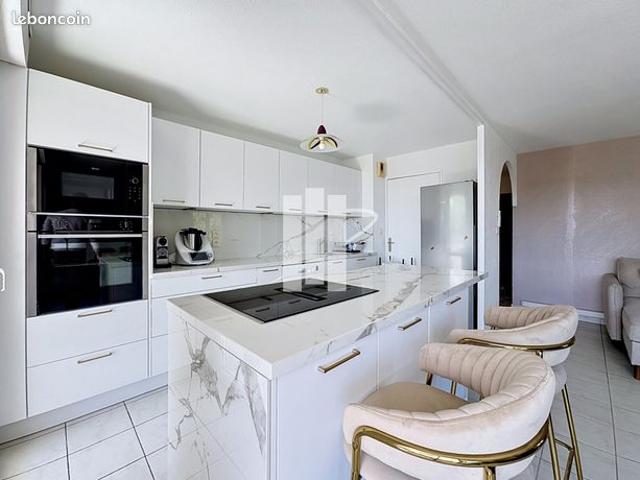 Appartement 4 pièces 77 m²