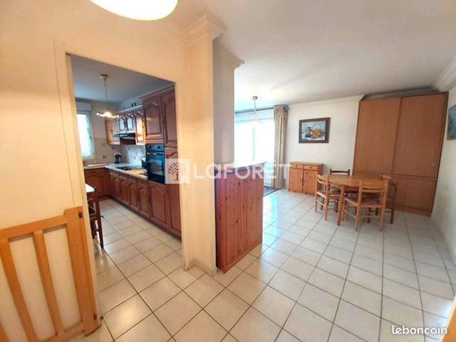 Appartement 4 pièces 77 m²