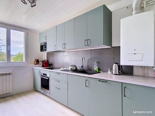 Appartement 4 pièces 77 m²