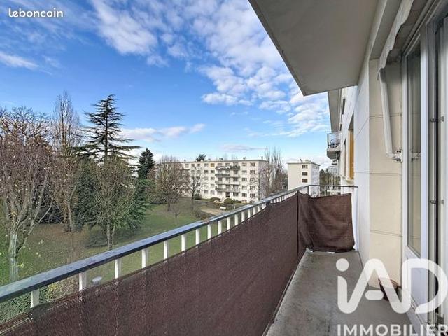 Appartement 4 pièces 77 m²