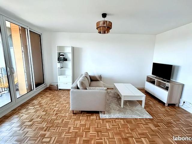 Appartement 4 pièces 77 m²