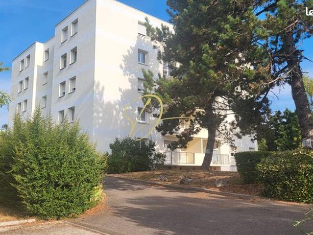 Appartement 4 pièces 77 m²