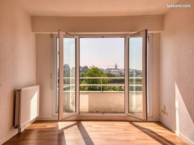 Appartement 4 pièces 77 m²