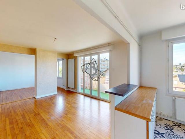 Appartement 4 pièces 77 m²