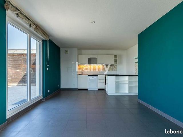 Appartement 4 pièces 77 m²