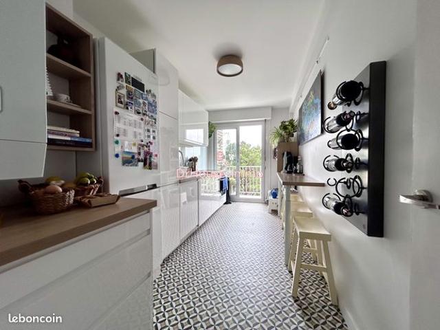 Appartement 4 pièces 77 m²