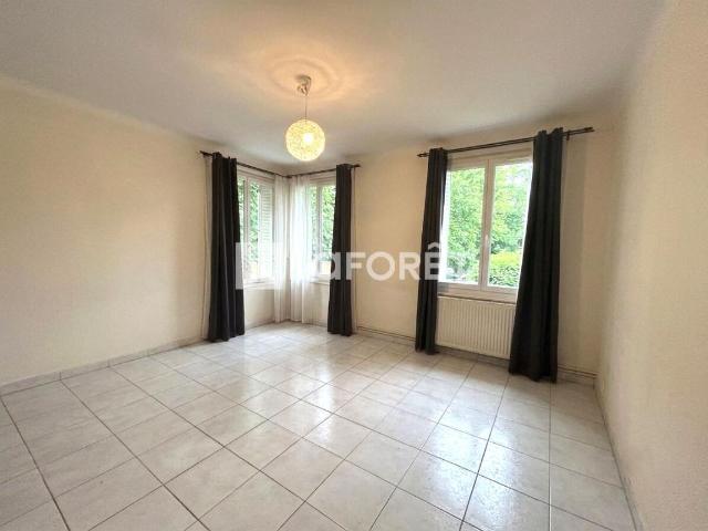 Appartement 4 pièces 77 m²