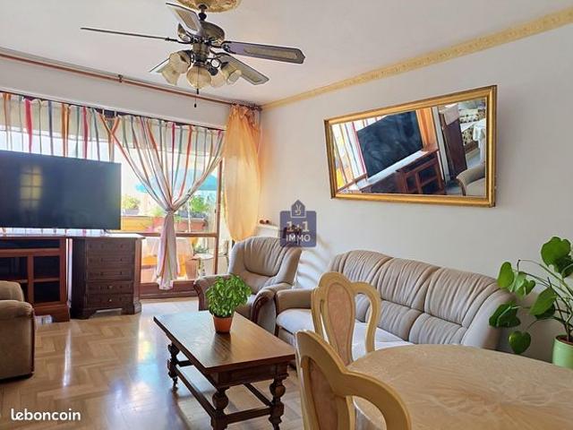 Appartement 4 pièces 77 m²
