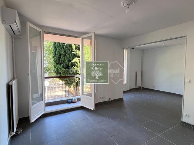 Appartement 4 pièces 77 m²