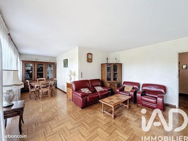 Appartement 4 pièces 77 m²