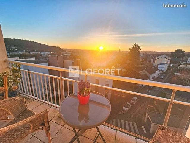 Appartement 4 pièces 77 m²