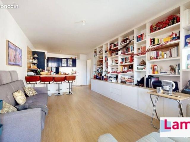 Appartement 4 pièces 77 m²