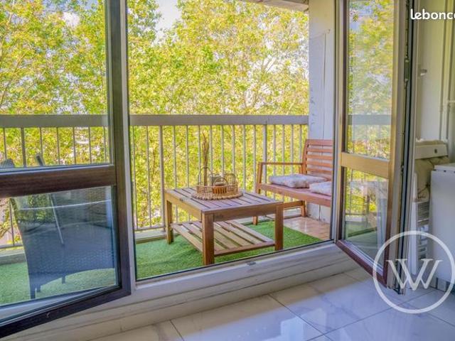 Appartement 4 pièces 77 m²