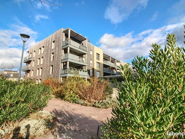 Appartement 4 pièces 77 m²