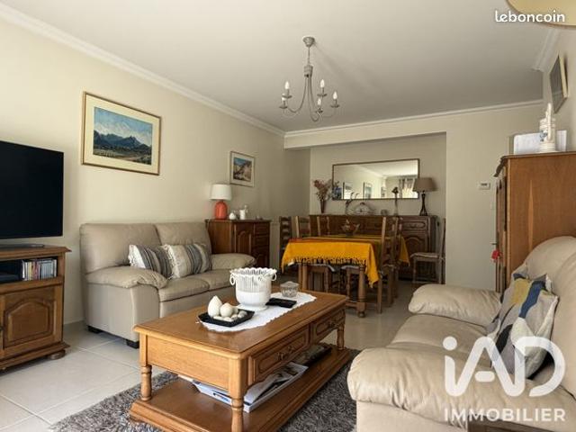 Appartement 4 pièces 77 m²
