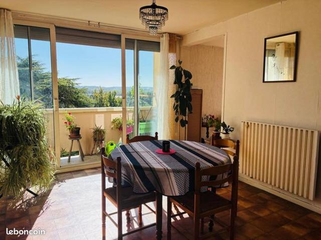 Appartement 4 pièces 77 m²