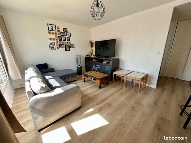 Appartement 4 pièces 77 m²