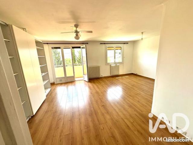 Appartement 4 pièces 77 m²