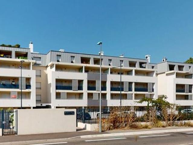 Appartement 4 pièces 77 m²