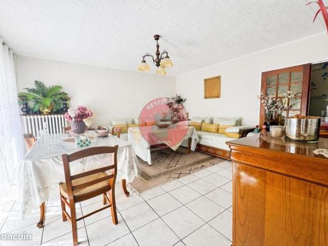 Appartement 4 pièces 77 m²