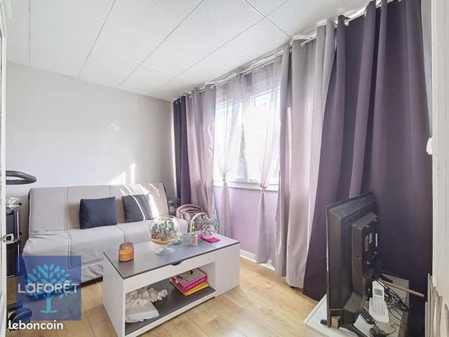 Appartement 4 pièces 77 m²