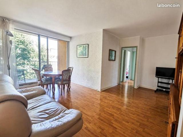 Appartement 4 pièces 77 m²
