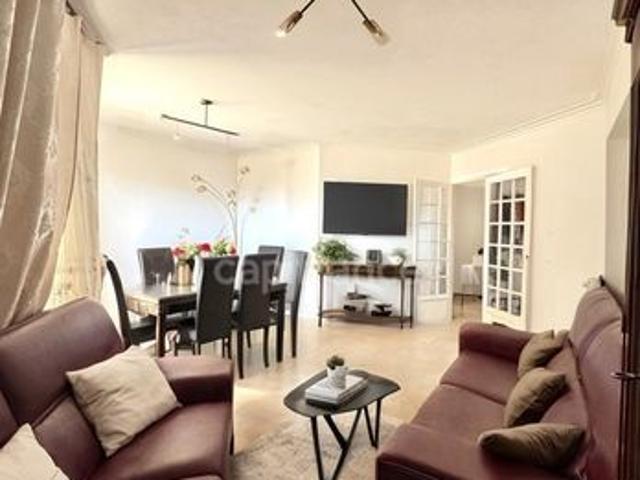Appartement 4 pièces 77 m²
