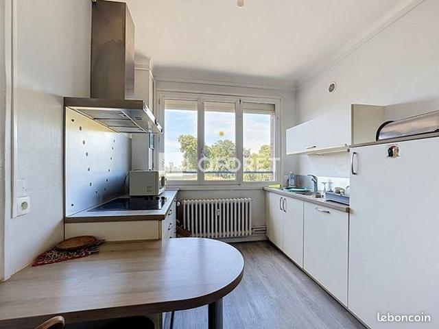 Appartement 4 pièces 77 m²