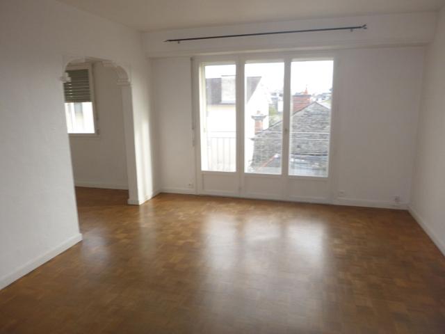 Appartement 4 pièces, 74 m² à louer à Pau 64000