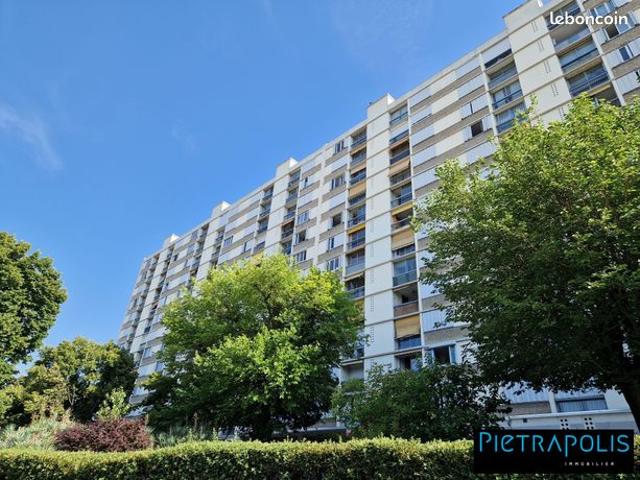 Appartement 4 pièces 74 m²
