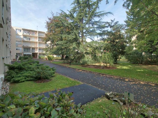 Appartement 4 pièces 74 m²