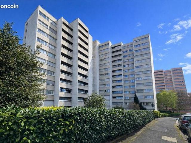Appartement 4 pièces 74 m²